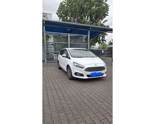 Ford S-Max Gebrauchtwagen
