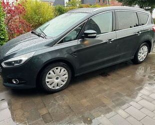 Ford S-Max Gebrauchtwagen