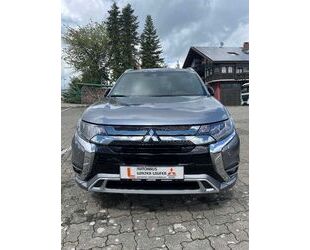 Mitsubishi Plug-in Hybrid Outlander Gebrauchtwagen