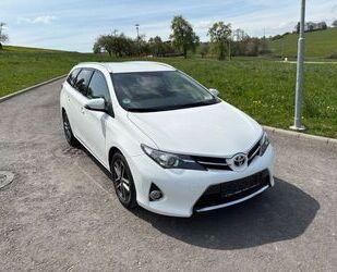 Toyota Auris Gebrauchtwagen