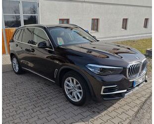 BMW BMW X5 xDrive45e 2022 Navi, Driv.Prof.+ Winterräd Gebrauchtwagen