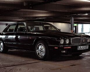 Mercedes-Benz XJ6 
