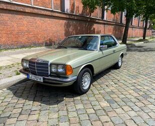 Mercedes-Benz 230 Gebrauchtwagen
