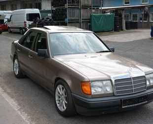 Mercedes-Benz E 260 Gebrauchtwagen