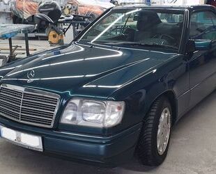Mercedes-Benz 220 Gebrauchtwagen
