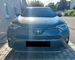 Volvo RAV 4 