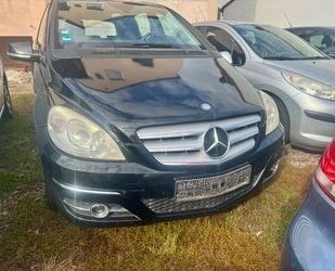 Mercedes-Benz B 180 Gebrauchtwagen