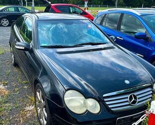 Mercedes-Benz 220 Gebrauchtwagen