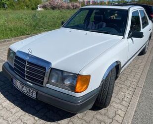 Mercedes-Benz 260 Gebrauchtwagen