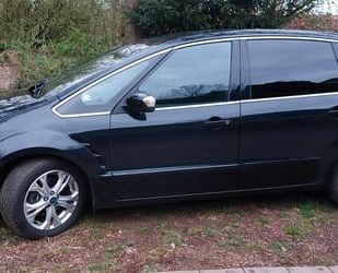 Toyota S-Max 