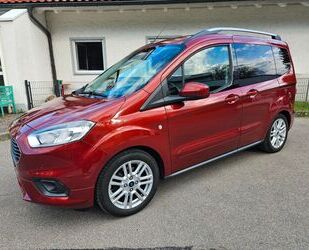 Ford Tourneo Courier Gebrauchtwagen