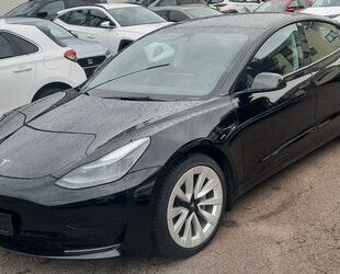 Tesla Model 3 Gebrauchtwagen