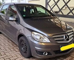 Mercedes-Benz B 180 Gebrauchtwagen