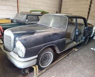 Mercedes-Benz 220 Gebrauchtwagen