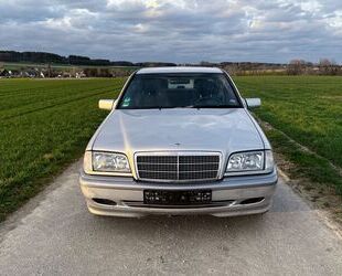 Mercedes-Benz C 180 Gebrauchtwagen