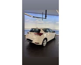 Toyota Auris Gebrauchtwagen