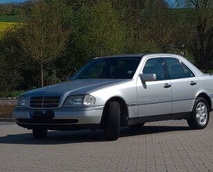 Mercedes-Benz C 180 Gebrauchtwagen