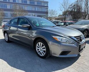 Nissan Altima Gebrauchtwagen
