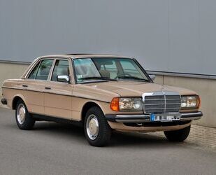 Mercedes-Benz 230 Gebrauchtwagen