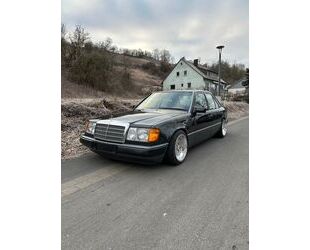 Mercedes-Benz 230 Gebrauchtwagen