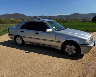 Mercedes-Benz C 180 Gebrauchtwagen