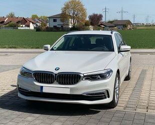 BMW BMW 520i Touring Luxury Line, Voll-Leder, Head-Up Gebrauchtwagen