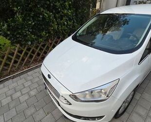 Suzuki Grand C-Max 