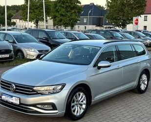 VW Volkswagen Passat Variant Business *LED*NAVI*KAMER Gebrauchtwagen