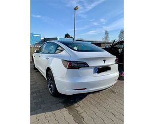Tesla Model 3 Gebrauchtwagen