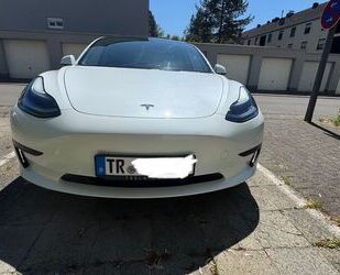 Tesla Model 3 Gebrauchtwagen