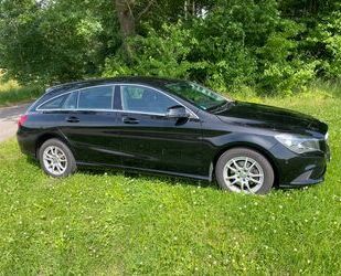 Mercedes-Benz CLA 180 Shooting Brake Gebrauchtwagen