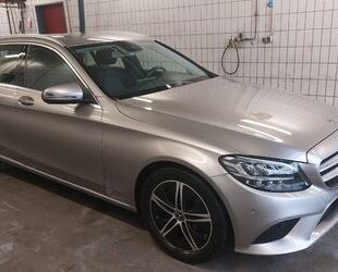 Mercedes-Benz 220 Gebrauchtwagen