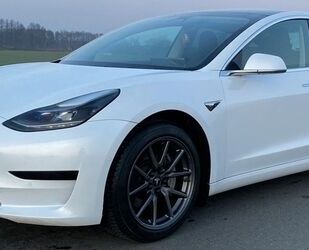 Tesla Model 3 Gebrauchtwagen
