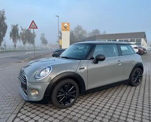 Mini One First Gebrauchtwagen