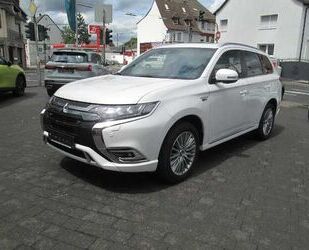 Mitsubishi Plug-in Hybrid Outlander Gebrauchtwagen