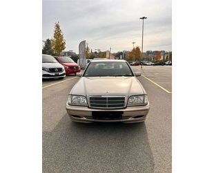 Mercedes-Benz C 180 Gebrauchtwagen