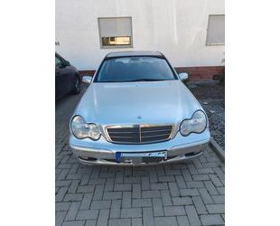 Mercedes-Benz 220 Gebrauchtwagen