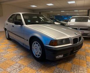 BMW BMW 320i*Aut.*TÜV neu*Viele Neuteile*Originalzusta Gebrauchtwagen