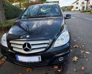 Mercedes-Benz B 180 Gebrauchtwagen