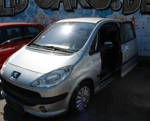 Peugeot 1007 Gebrauchtwagen