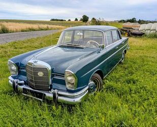 Mercedes-Benz 220 Gebrauchtwagen