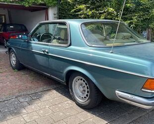 Mercedes-Benz 230 Gebrauchtwagen