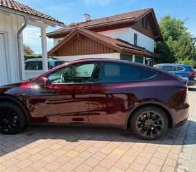 Tesla Model Y Gebrauchtwagen
