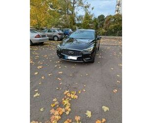 INFINITI Q30 Gebrauchtwagen