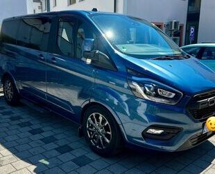 Ford Tourneo Custom 