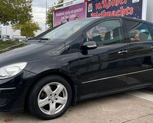 Mercedes-Benz B 180 Gebrauchtwagen
