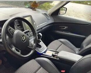 Renault Grand Scenic Gebrauchtwagen