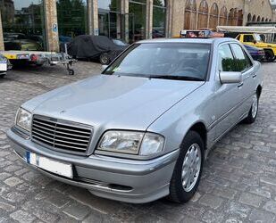 Mercedes-Benz C 180 Gebrauchtwagen