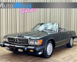 Mercedes-Benz SL 560 