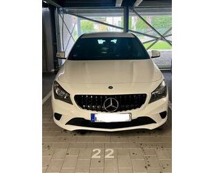 Mercedes-Benz CLA 180 Shooting Brake Gebrauchtwagen